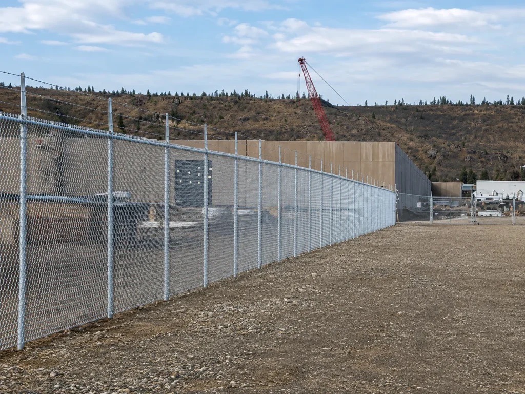 Commercial Fencing